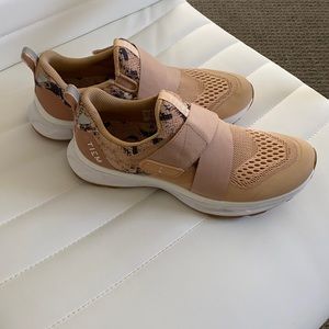 Women’s Tiem cycling shoe